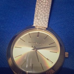 Double strap watch